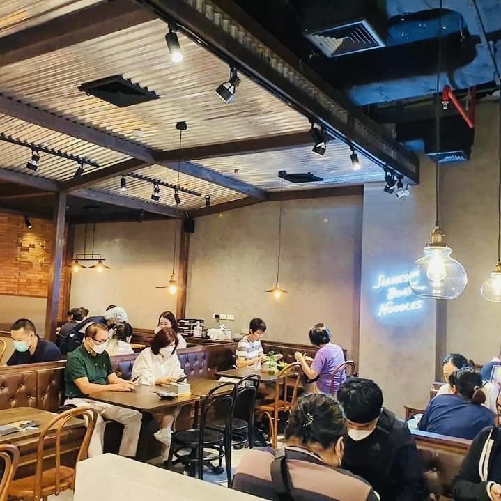 Thong Smith là thương hiệu ẩm thực Thái được yêu thích rộng rãi